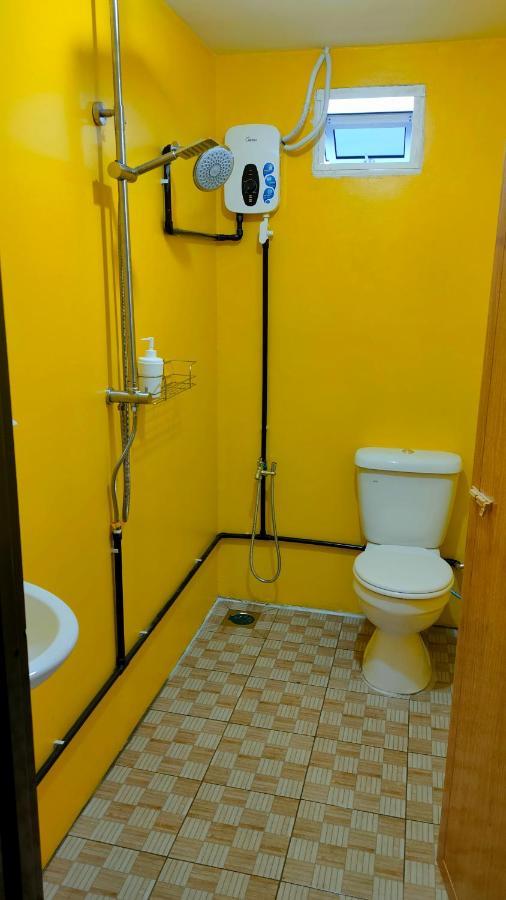 Aleesa Roomstay Pasir Puteh Luaran gambar